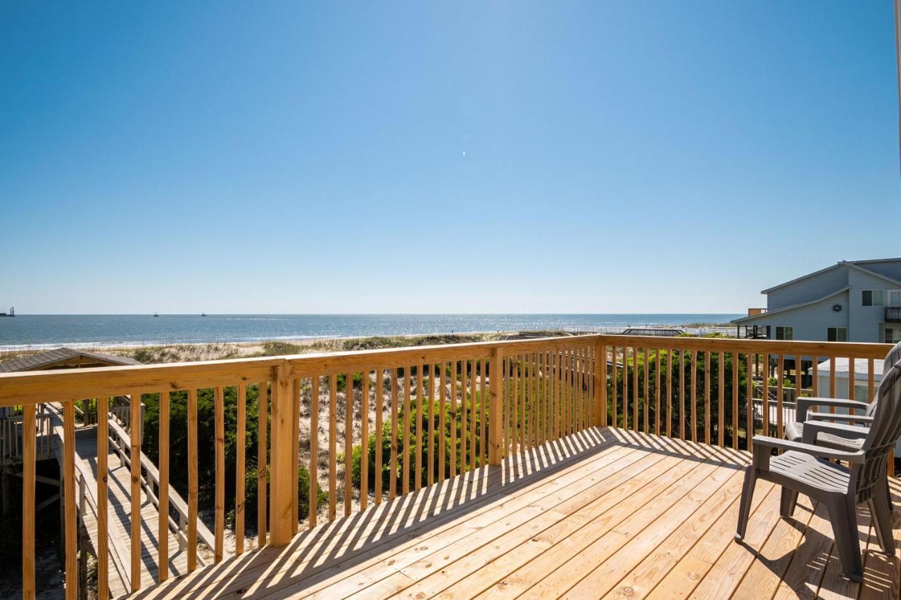 Katie Lou'S Place By Oak Island Accommodations Caswell Beach Eksteriør bilde
