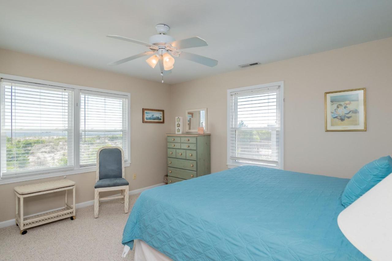 Katie Lou'S Place By Oak Island Accommodations Caswell Beach Eksteriør bilde