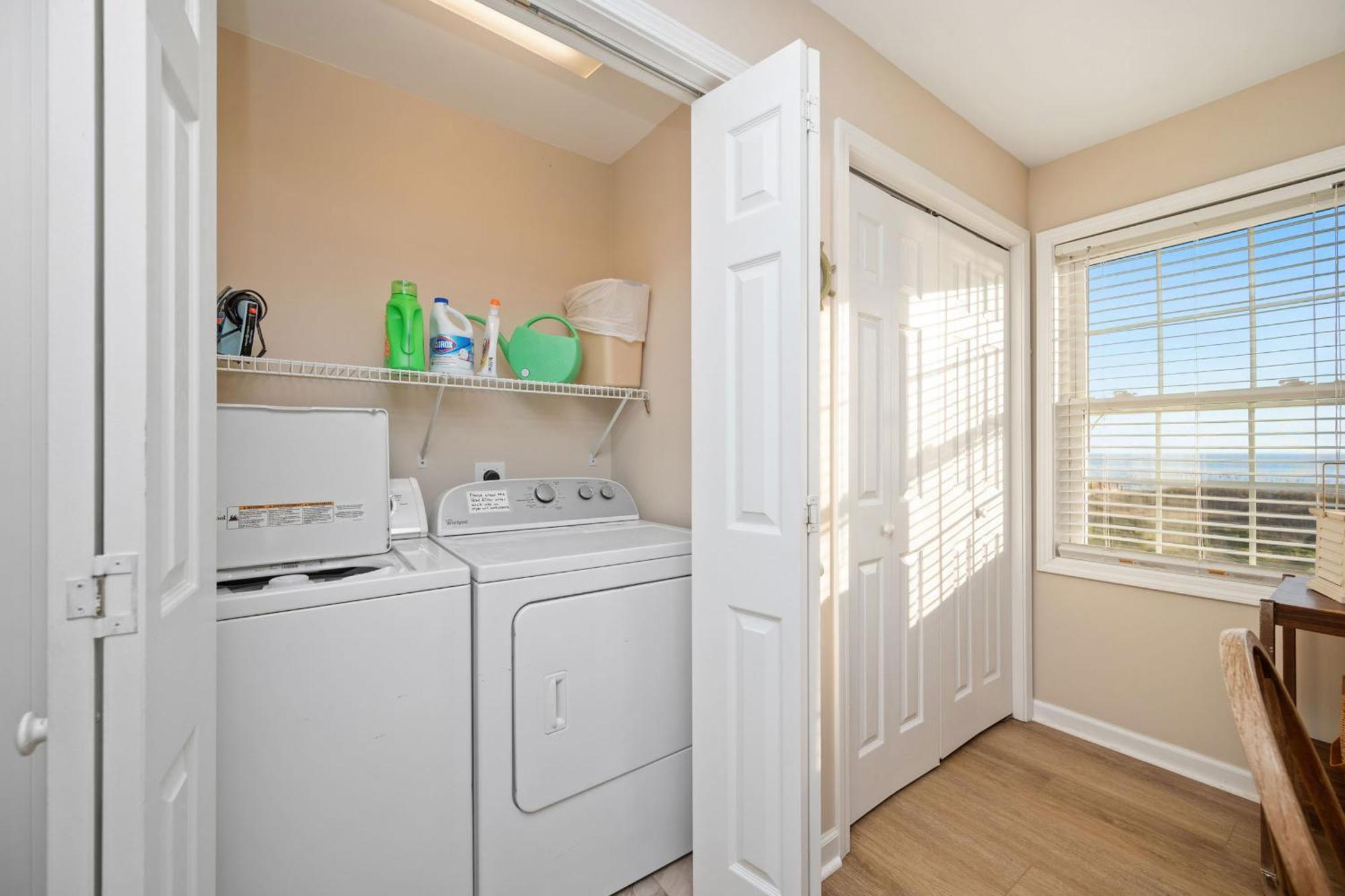 Katie Lou'S Place By Oak Island Accommodations Caswell Beach Eksteriør bilde