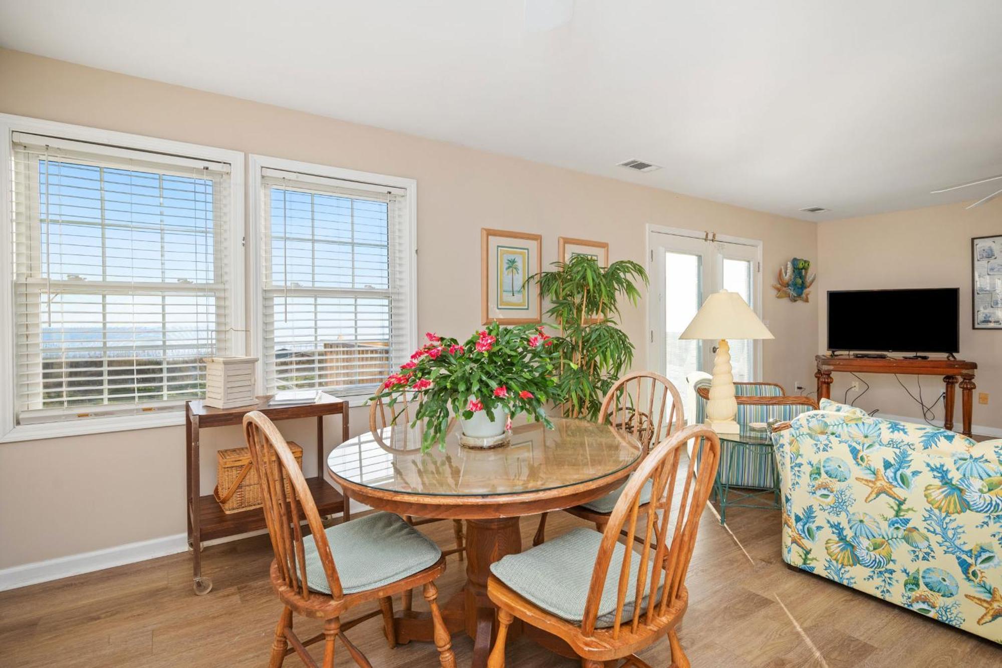 Katie Lou'S Place By Oak Island Accommodations Caswell Beach Eksteriør bilde